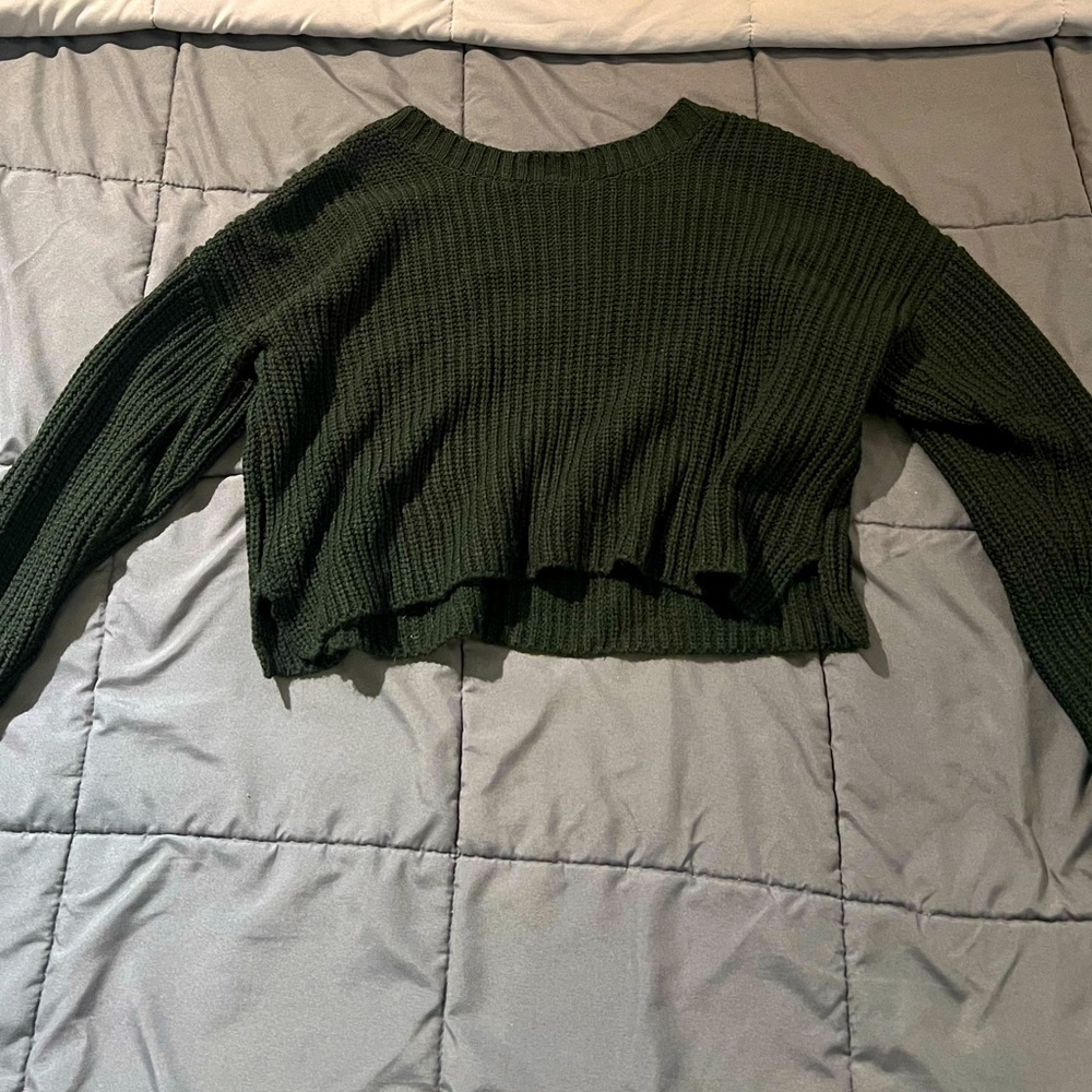 Womens green sweater